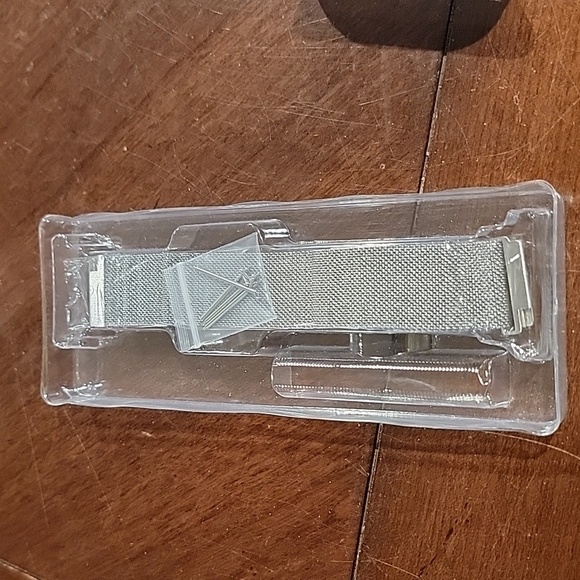 (J10) Fit link smart watch band - Picture 4 of 4